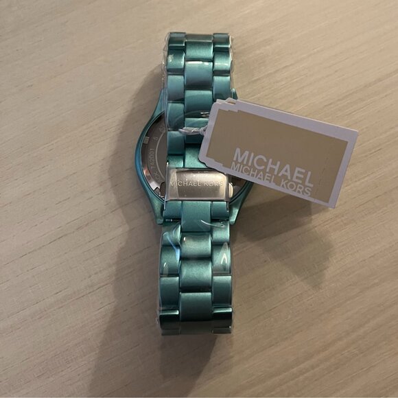 🆕NWT Michael Kors Women's Blue Watch - Picture 5 of 5